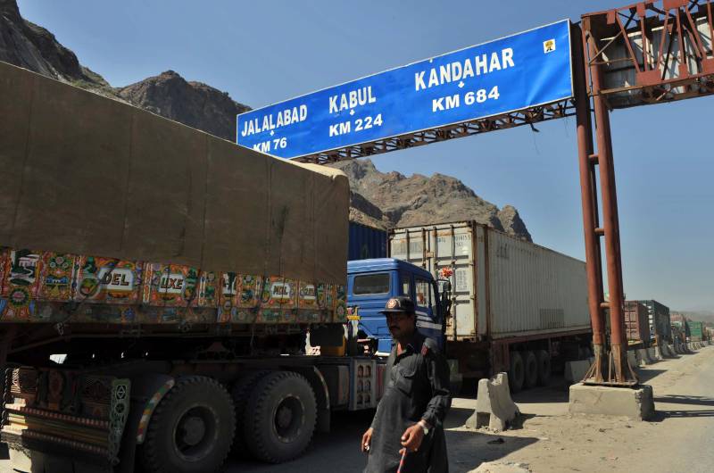 PTI government mulls economic corridor with Afghanistan through Torkham border