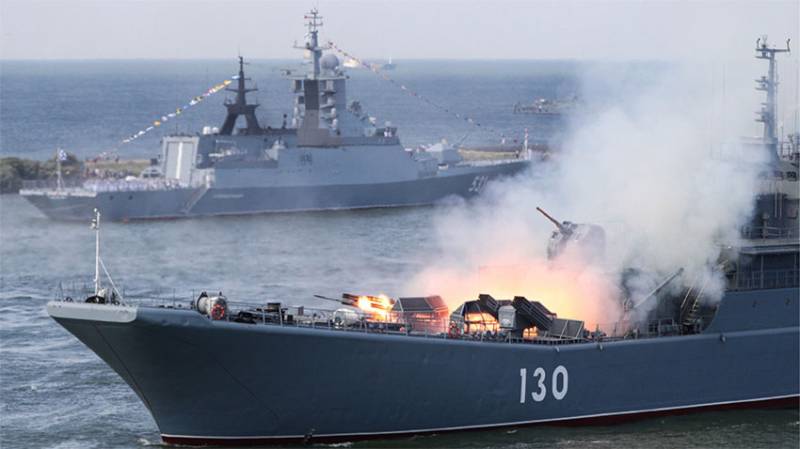 China and Russian Navies arrive in Indian Ocean for joint naval drills along with leading Islamic country