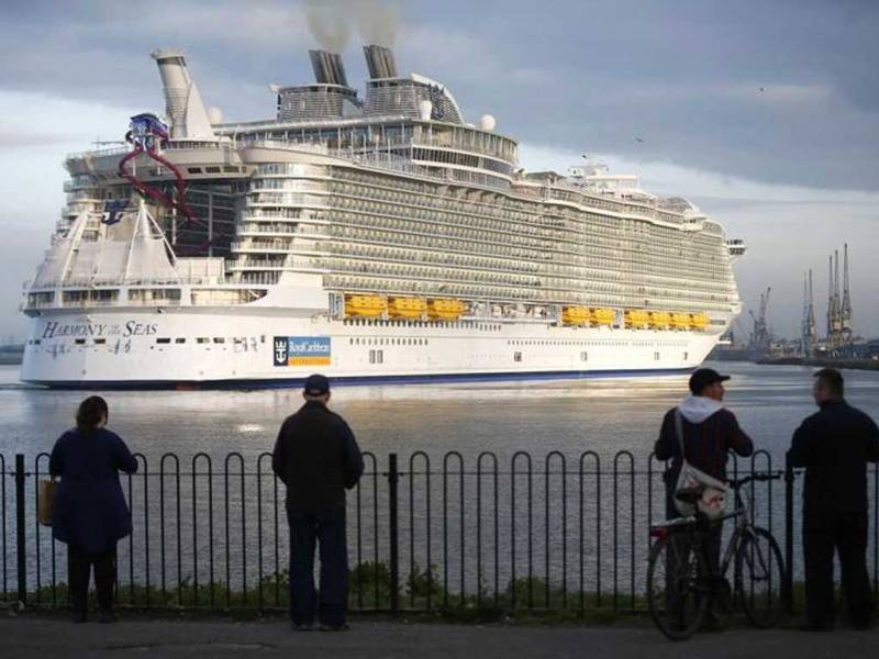 Pakistan to launch sea route passenger ship service to at least four countries