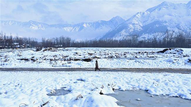 Dangerous Avalanche plays havoc in northern areas of Pakistan, Over 100 killed and missing