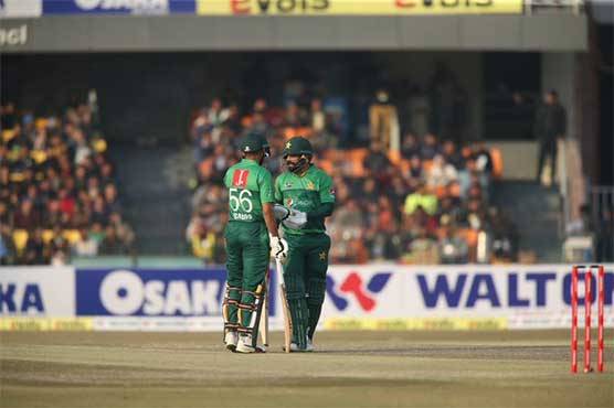 Pakistan thrashes Bangladesh in 2nd T20 match at home ground to clinch T20 series