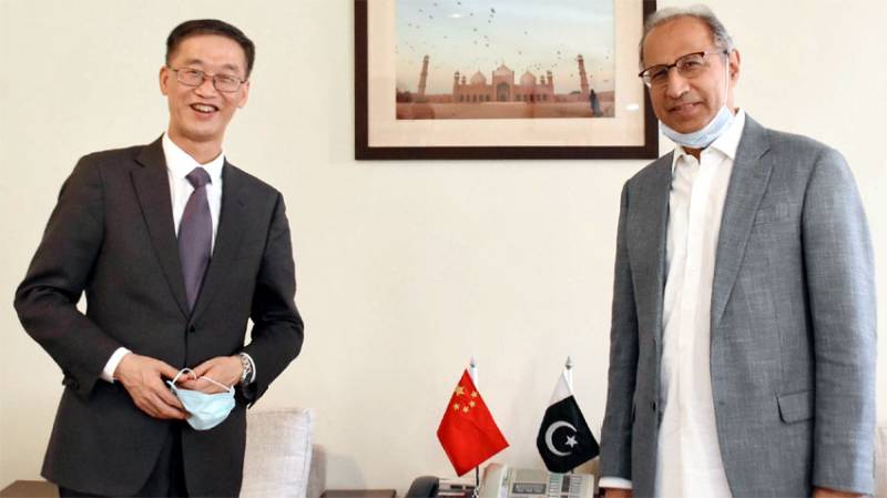 Chinese Ambassador held important meeting with Pakistani Finance Advisor Hafeez Sheikh in Islamabad