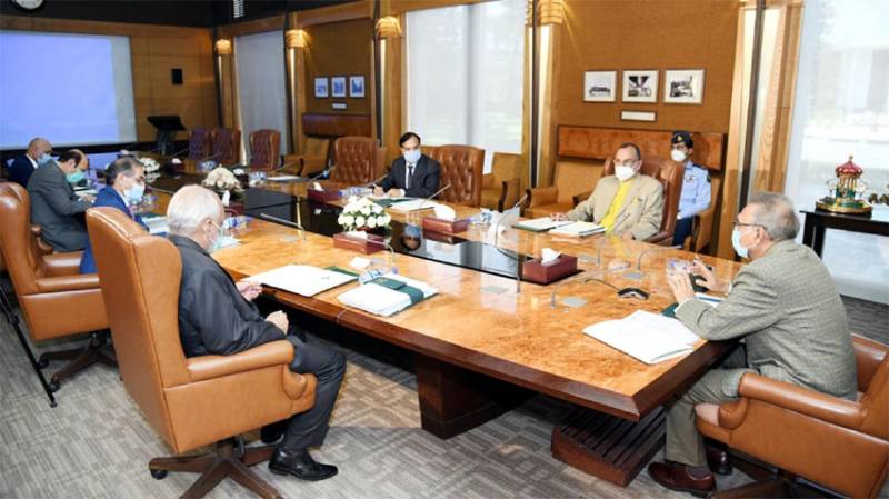 President reviews progress on overseas voting, biometric identification