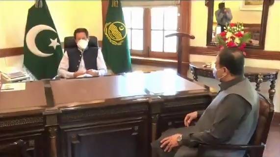 PM Imran, CM Buzdar discuss overall situation, steps to contain Coronavirus & elimination of Locusts