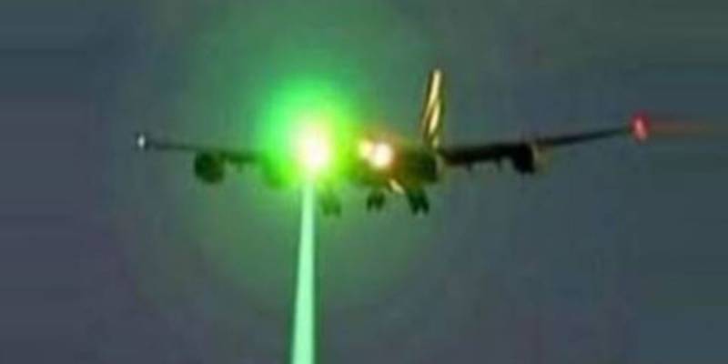 International flight targeted with laser beam at Islamabad Airport