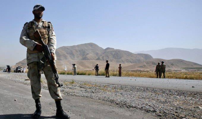 Frontier Corps personnel vehicle come under grenade attack in Balochistan