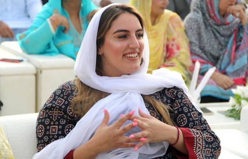 What Bakhtawar Bhutto gets gift from father Asif Ali Zardari?