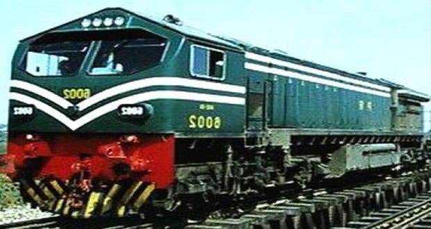 Pakistan Railways to take important decision over the level crossing across the country