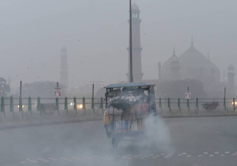 Air pollution in Pakistan reduces life span by 3.8 years