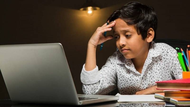 Online education termed dangerous for mental health of child, reveals US Centers for Disease Control