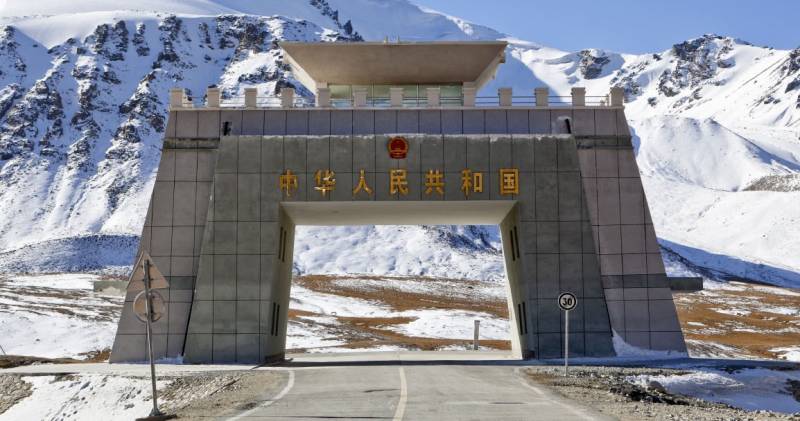 Pakistan China Khunjerab border reopened for trade