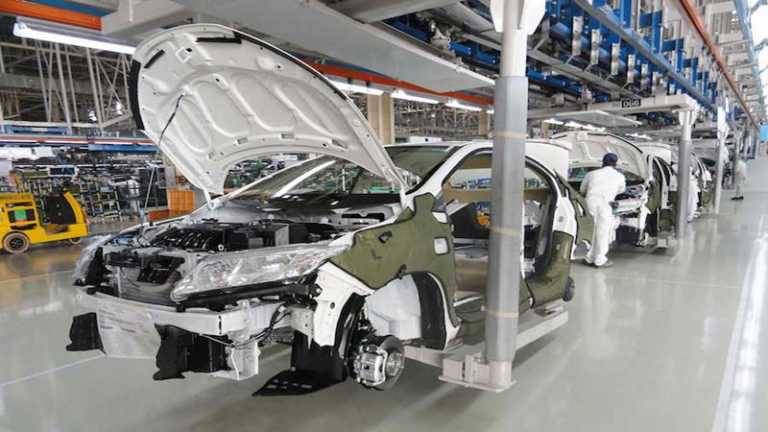 Car prices of both new imported and locally made likely to go down in Pakistan