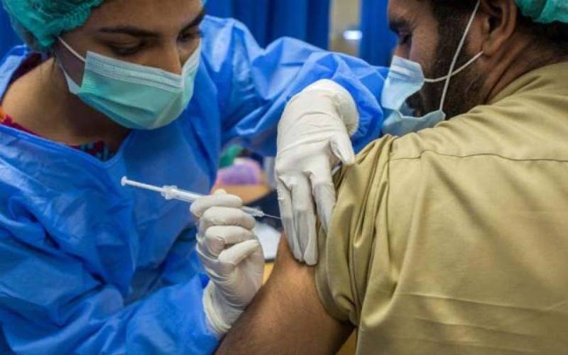 PTI government mulls incentive scheme to lure people for Coronavirus vaccination