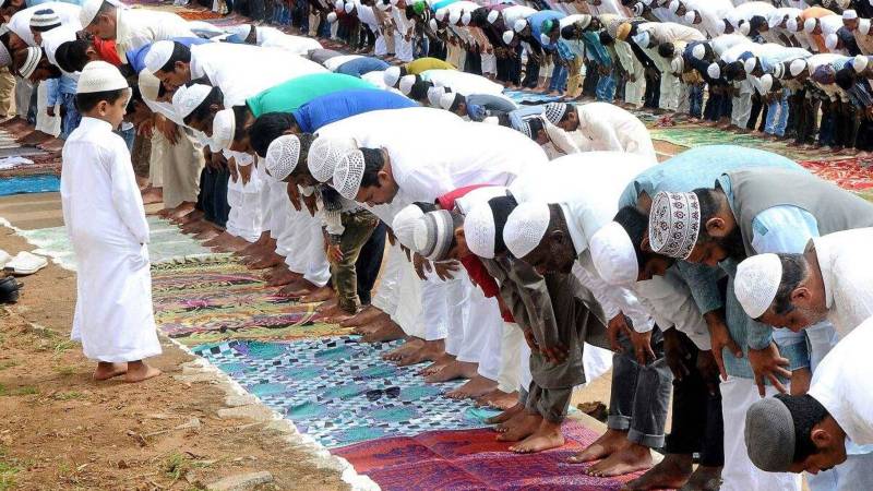 Islamophobia: Indian Muslims barred from praying in open