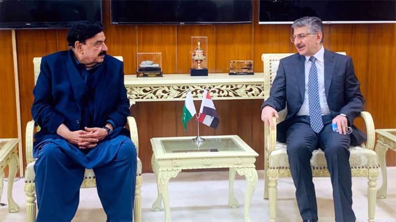 Pakistan and Iraq vow to enhance bilateral ties