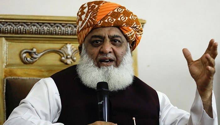 Being ‘neutral’ is not enough, Fazal ur Rahman demands more from security establishment