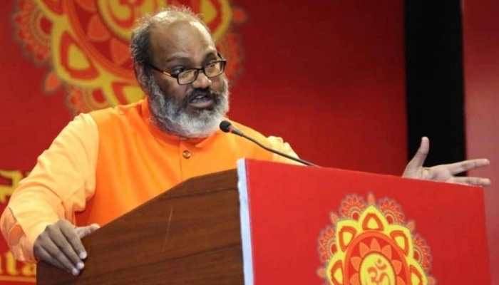 Extremist Hindu leader asks Hindus to take up arms against Muslims to save India