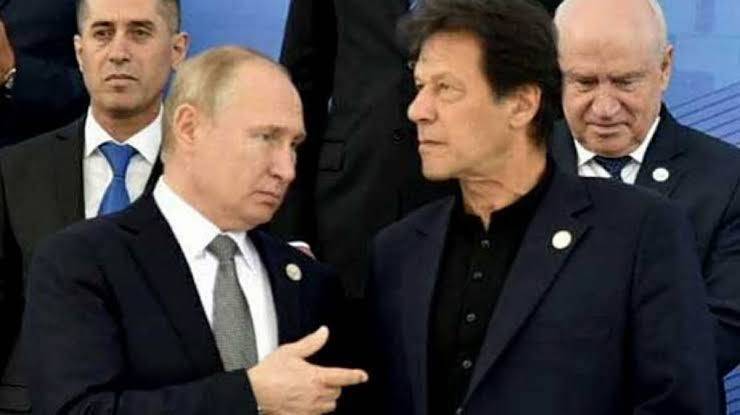 An embrace with Putin costs Pakistani PM his premiership: International media report