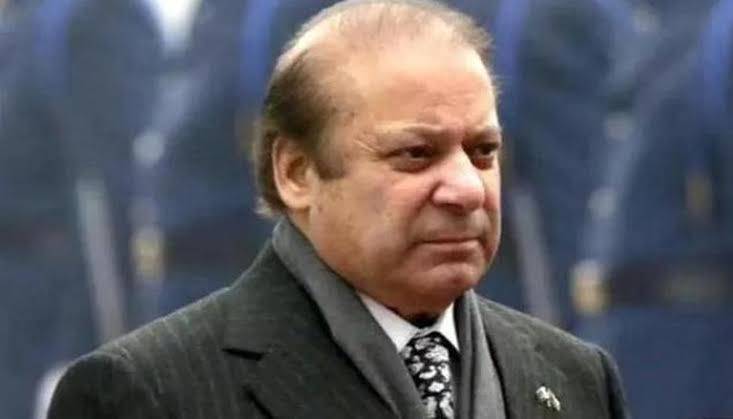 PM orders to issue highly esteemed diplomatic passports for Nawaz Sharif and Ishaq Dar