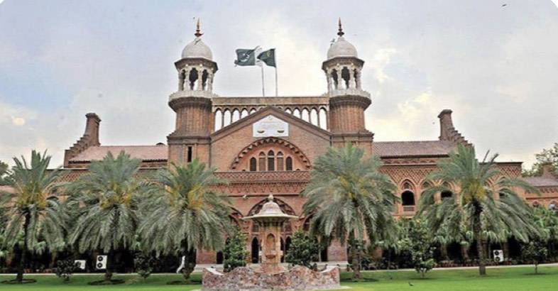 CJ LHC hits out at President of Pakistan over oath taking of Hamza Shahbaz