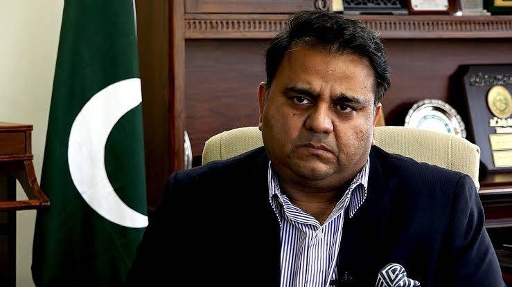 Fawad Ch strongly hits out against LHC over being called every two hour on Hamza Shahbaz oath issue