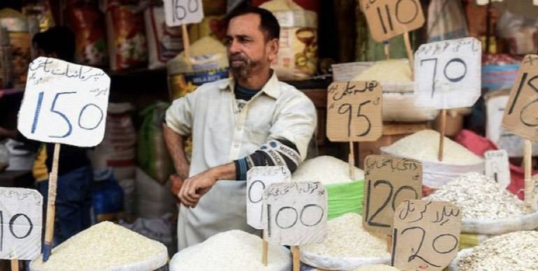 Inflation further rises in Pakistan in last one week alone, crosses all previous limits