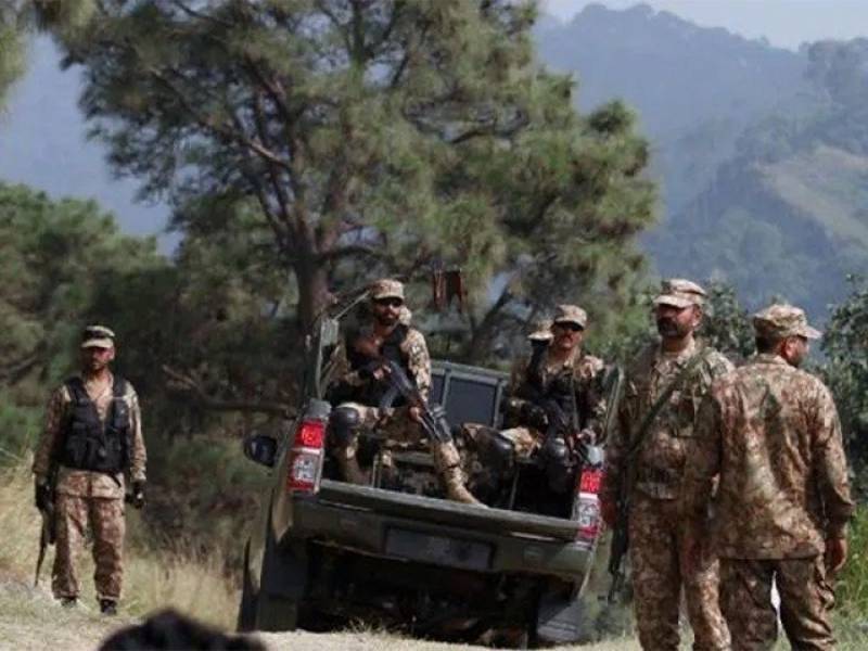 Pakistani Security forces killed three hardcore terrorists in an IBO