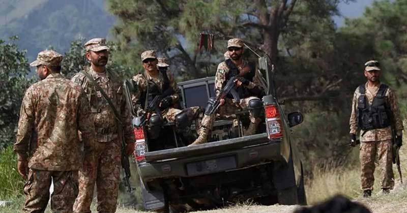 Pakistani secuirty forces killed three hardcore terrorists in an operation