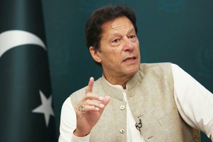Former PM Imran Khan takes important decision against the imported government