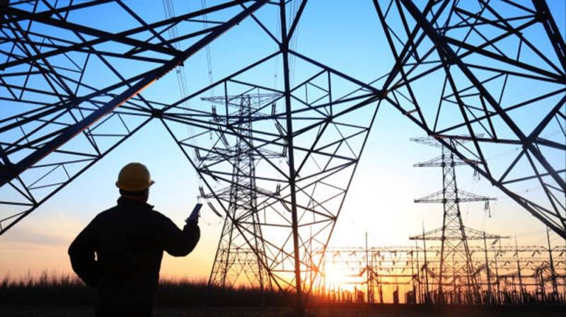 Power sector circular debt increased by Rs 303 billion in last four months