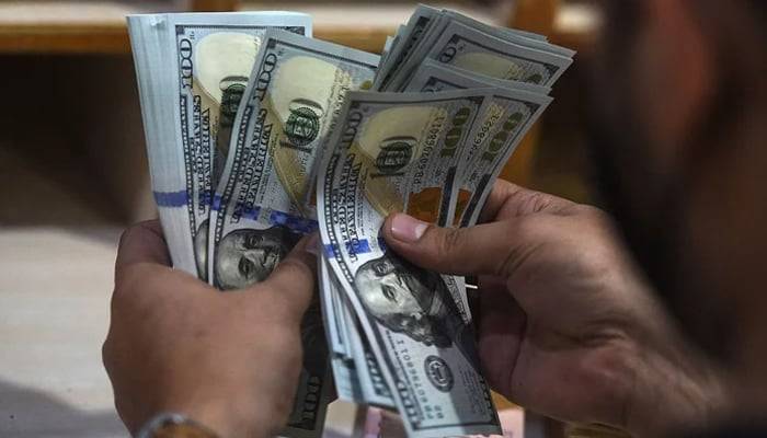 Pakistan foreign exchange reserves fall further below $3 billion after external debt repayment