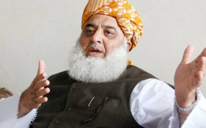 In a shocking surprise, Fazal ur Rehman hits out at intelligence agencies of Pakistan