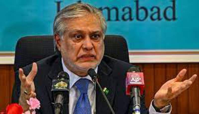 Ishaq Dar advises formula to caretaker government for bringing US dollar down