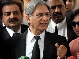 Aitzaz Ahsan urges CJ to take important decisions before retirement