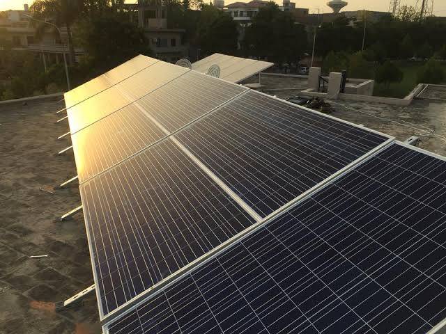 Pakistan government mulls new discouraging regulations on solar panels