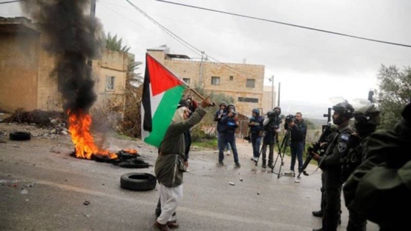 State Terrorism: 2 young Palestinians martyred by Israeli forces