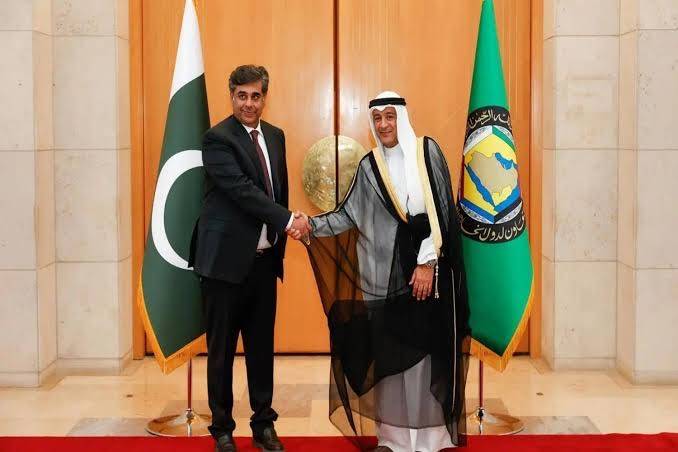 Pakistan inks historic pact with Gulf Cooperation Council