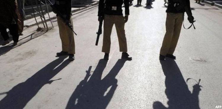 Police SHO along with 5 officials abducted by Dacoits