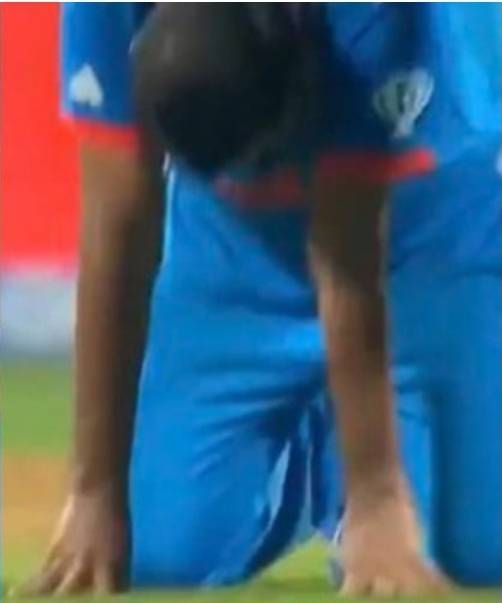 Mohammad Shami stopped midway and avoided 