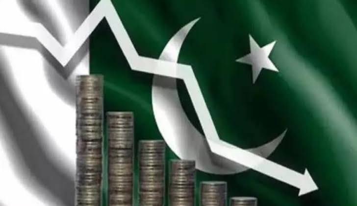 Pakistan facing unprecedented economic crisis: report