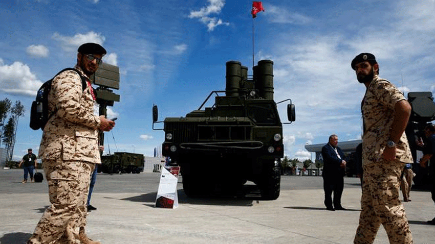 US threatens Turkey with sanctions if it acquires Russian air defense system