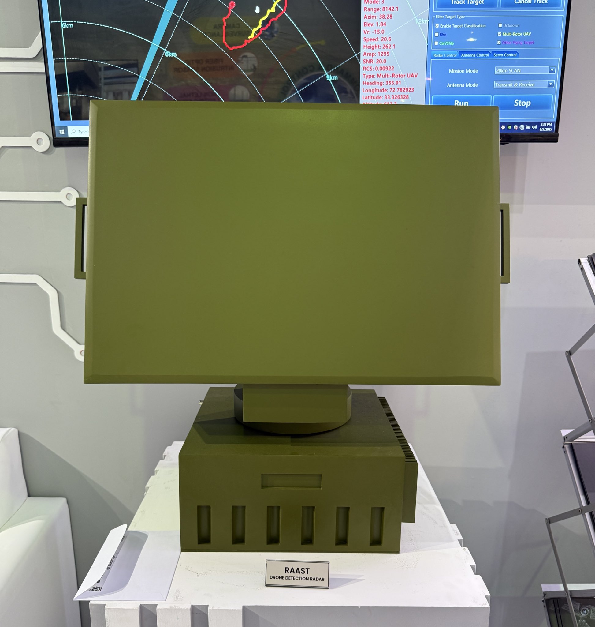 Pakistan Unveils Indigenous RAAST Advanced Drone Detection Radar