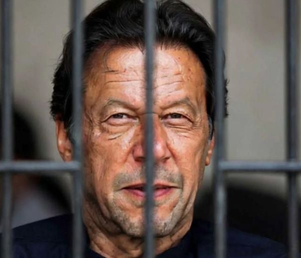 Pakistan Army Chief CDF Asim Munir Faces Dilemma Over Imran Khan Imprisonment