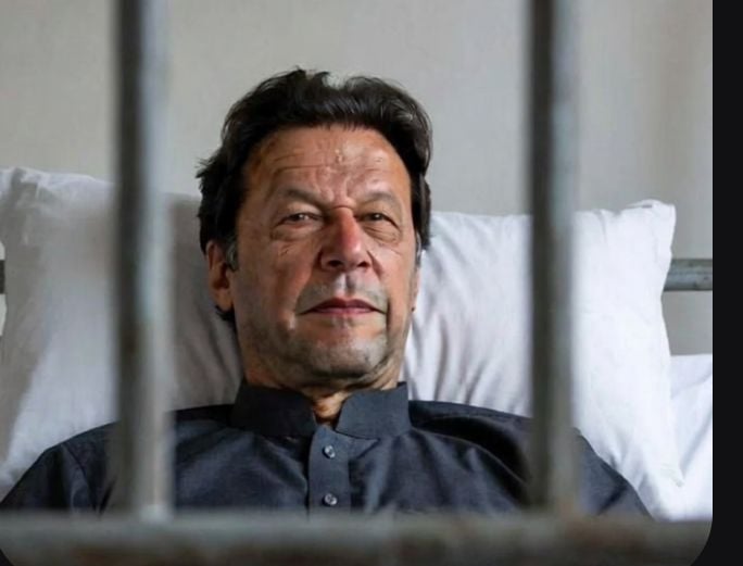 Government and PTI Reach Breakthrough Agreement for Imran Khan’s Eye Re-Examination