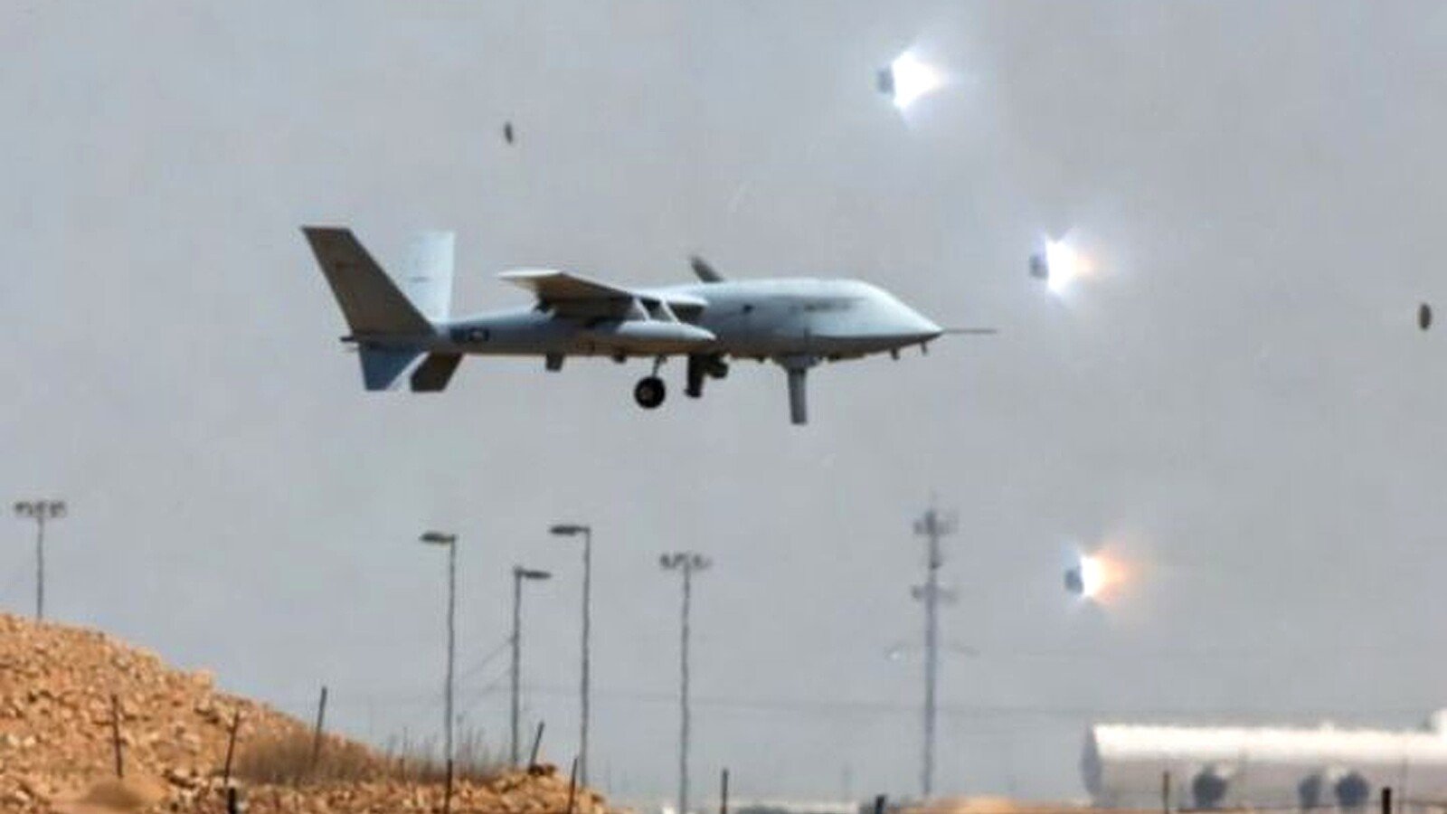 Loud Explosions Heard Around US Bases in Bahrain, Qatar and UAE