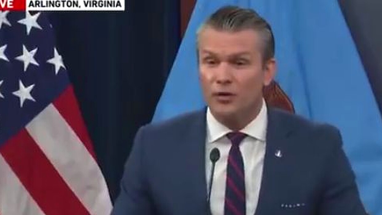 US Defense Secretary Hegseth Refuses to Rule Out Ground Invasion of Iran