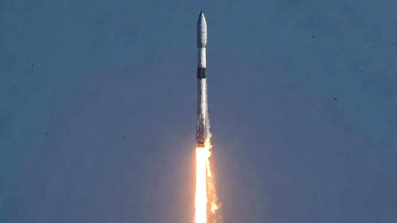 Iranian IRGC Missiles and Drones Hit US Air Base in Bahrain