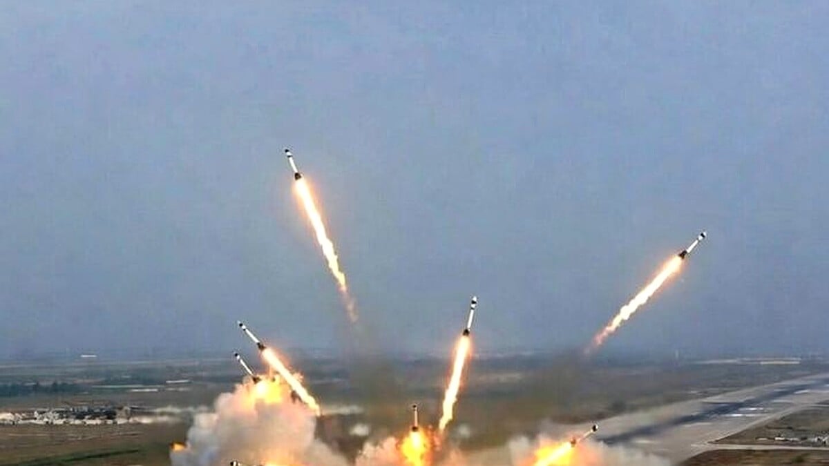 Iran Targets Israel Ben Gurion Airport With Heavy Ballistic Missiles Strike