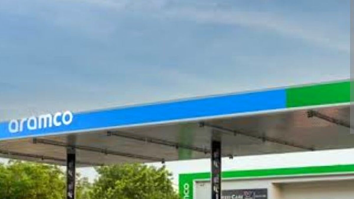 Pakistan Government’s Rs55 per litre petrol increase yields Rs72 billion from existing stocks