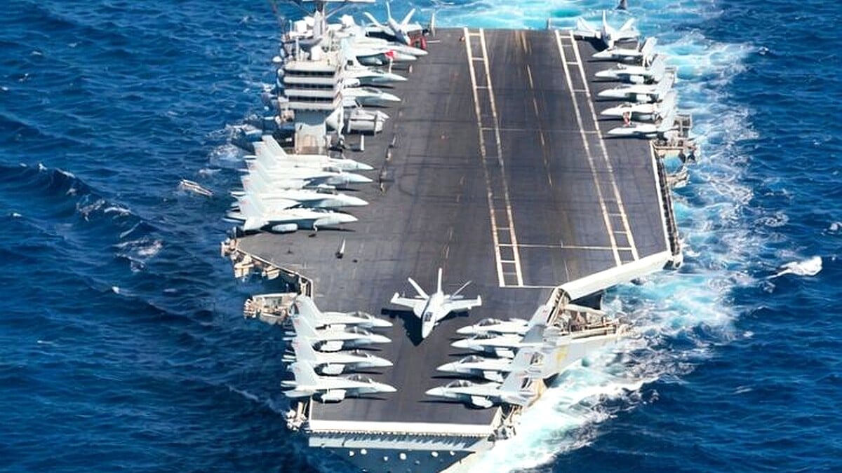 Iran Army Launches Coastal Cruise Missiles Targeting US Carrier Abraham Lincoln Iran Army Launches Coastal Cruise Missiles Targeting US Carrier Abraham Lincoln